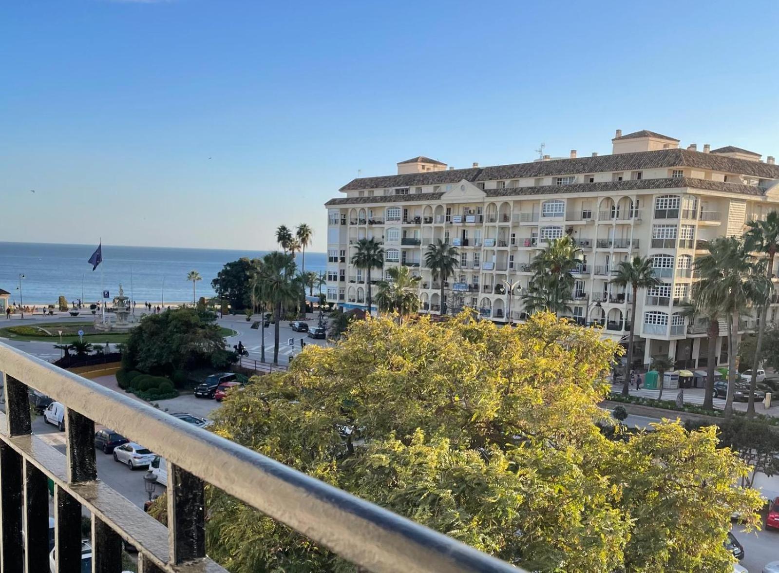 Apartamento Centrico Junto Al Mar Estepona Zewnętrze zdjęcie