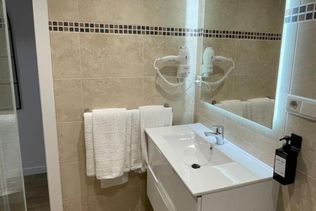 Apartamento Centrico Junto Al Mar Estepona Zewnętrze zdjęcie